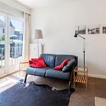 Cozy Near The Lägenhet Oostende